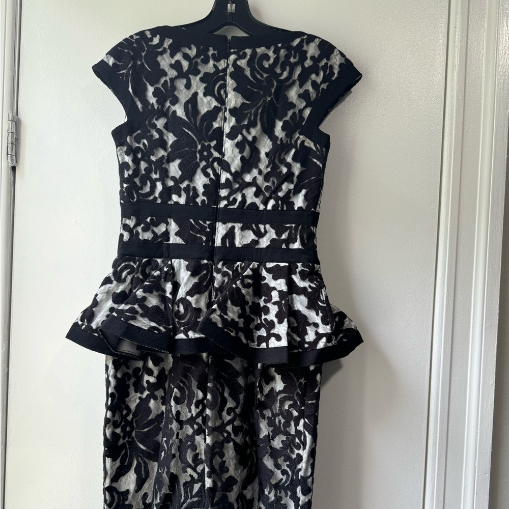 Tadashi Shoji Women’s Sleeveless Peplum Ruffle Floral Cocktail Dress Siz… - Picture 12 of 14